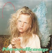 Surfinspook's tweet photo. @stijnmeuris Na al die jaren nog steeds een dijk van een album.
#Noordkaap #belpop https://t.co/Oro5XjVshI