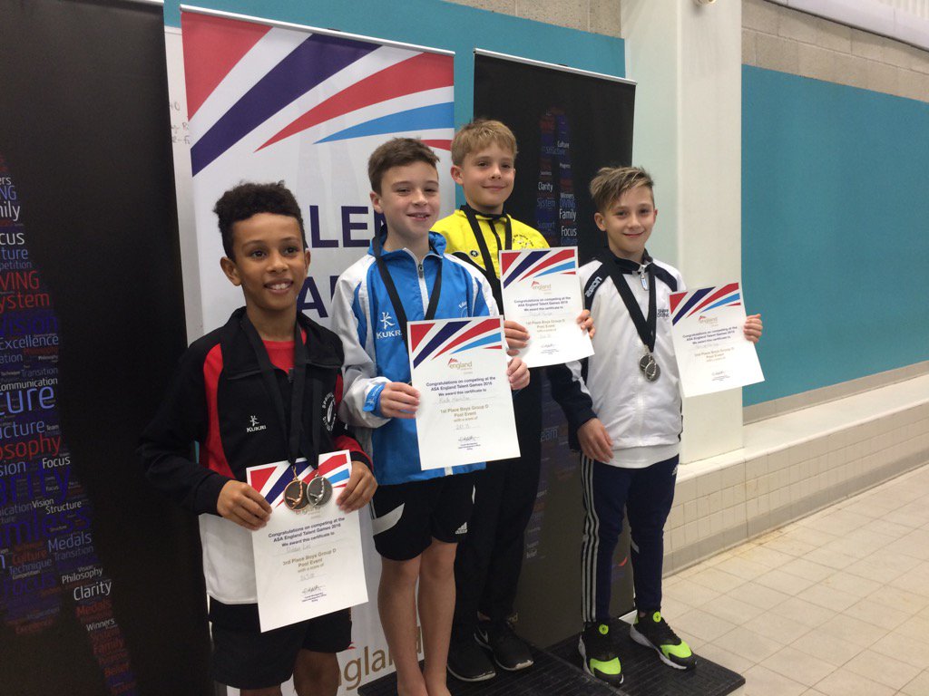 SheffieldDiving's tweet photo. Strong diving by Harrison to win Bronze in the Overall Boys 10 and Over competition #talentgames #sheffielddiving https://t.co/vKW0nwXWLZ