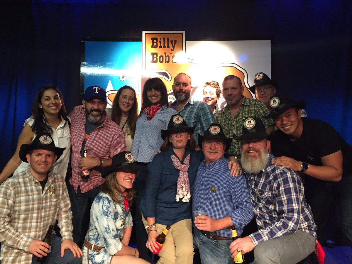 TeamRubicon_NB's tweet photo. Great time was had at the #TRLC2016 by some of the R2 leadership team. Now it's time to bring it home and #GetShitDone https://t.co/Tdc3vrCP0r