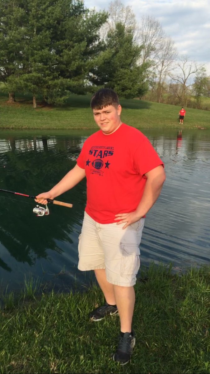 wil_doingstuff's tweet image. Wil casually fishing with some friends