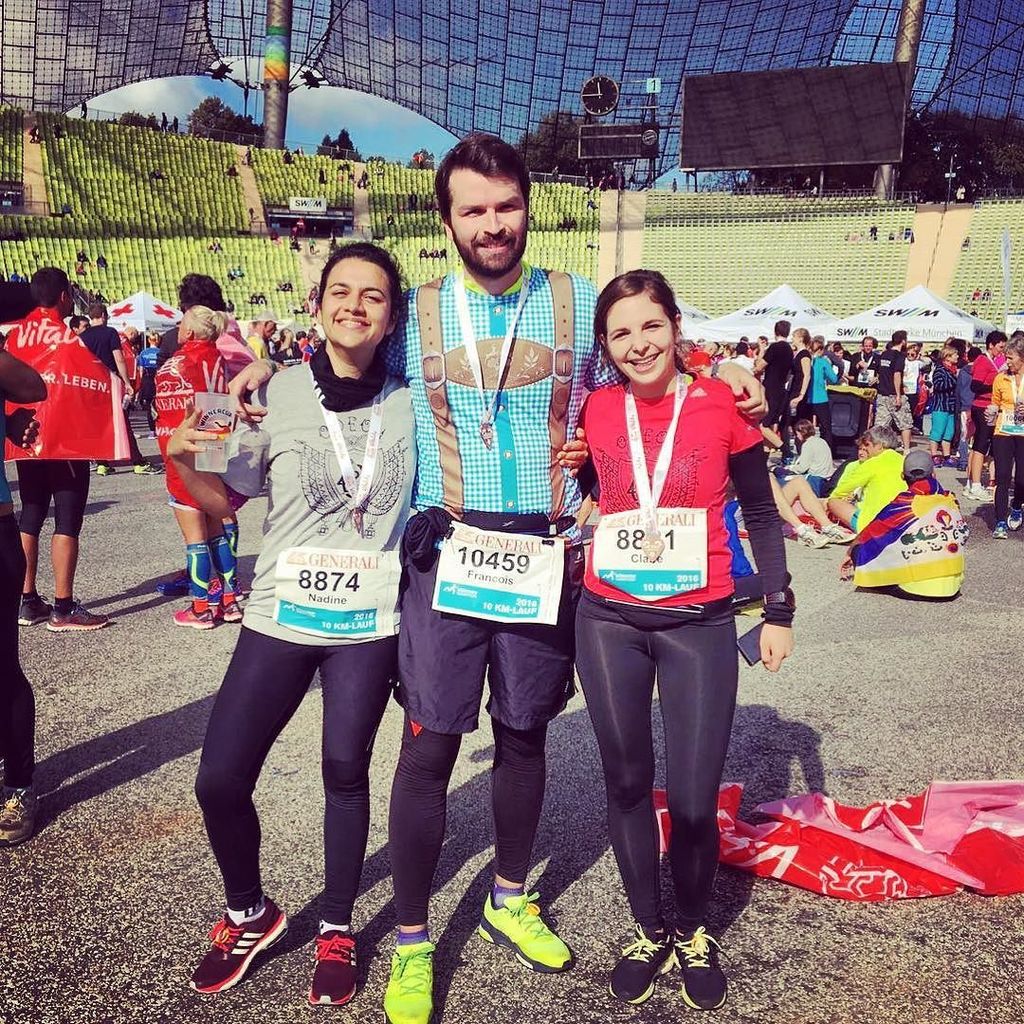 Nadinecozi's tweet photo. Quand la team @ar_odeon s'exporte 🇩🇪 #whyirunodeon #whyirunmunich #10kmmMunich https://t.co/LmqXRkaFsX https://t.co/PWWdHUA6P2