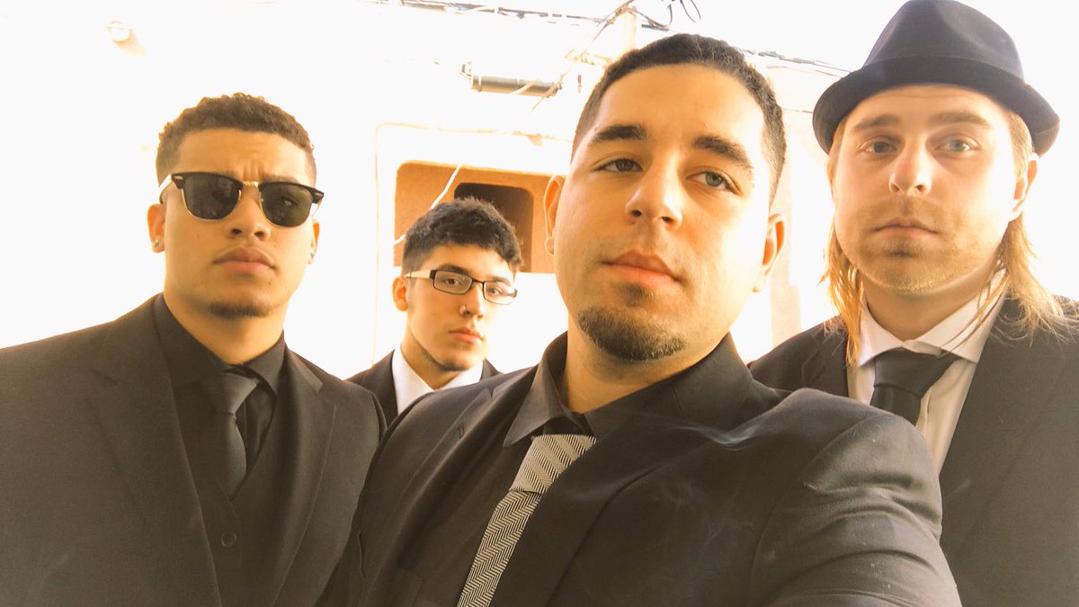 NAMELESS's tweet photo. For you brotha @PHiZZURP love you bro. https://t.co/9anuJ58N4C
