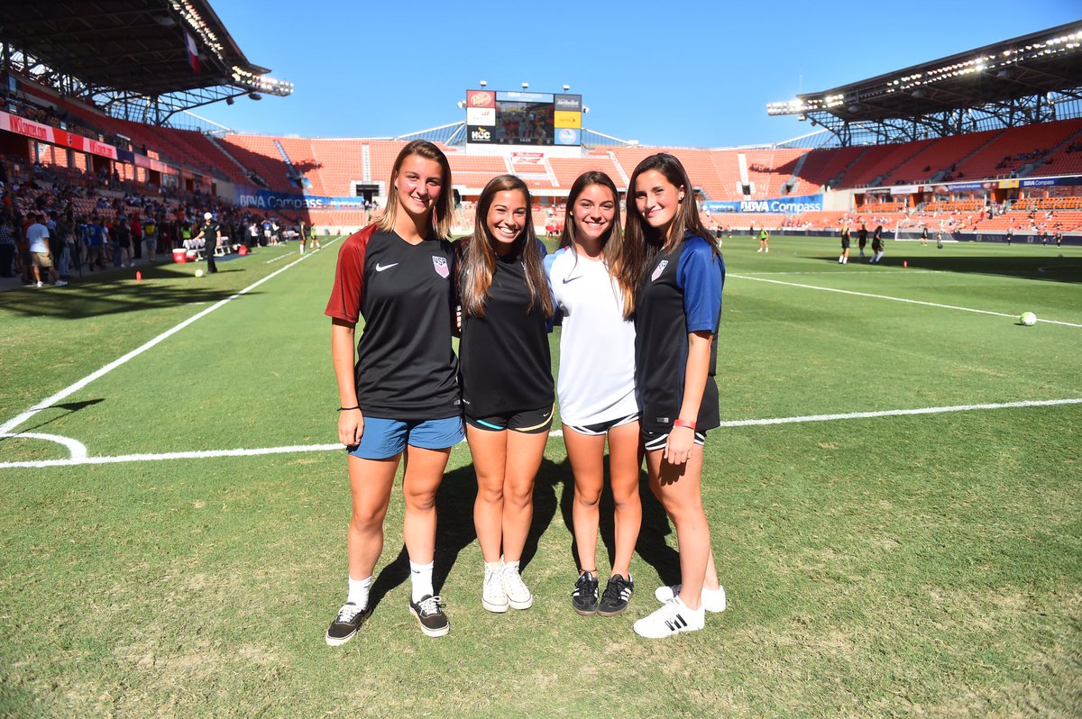NWSL's tweet photo. Congratulations to the winners of the @FS1 #NWSLSquadContest! https://t.co/D8Ost7TbvS