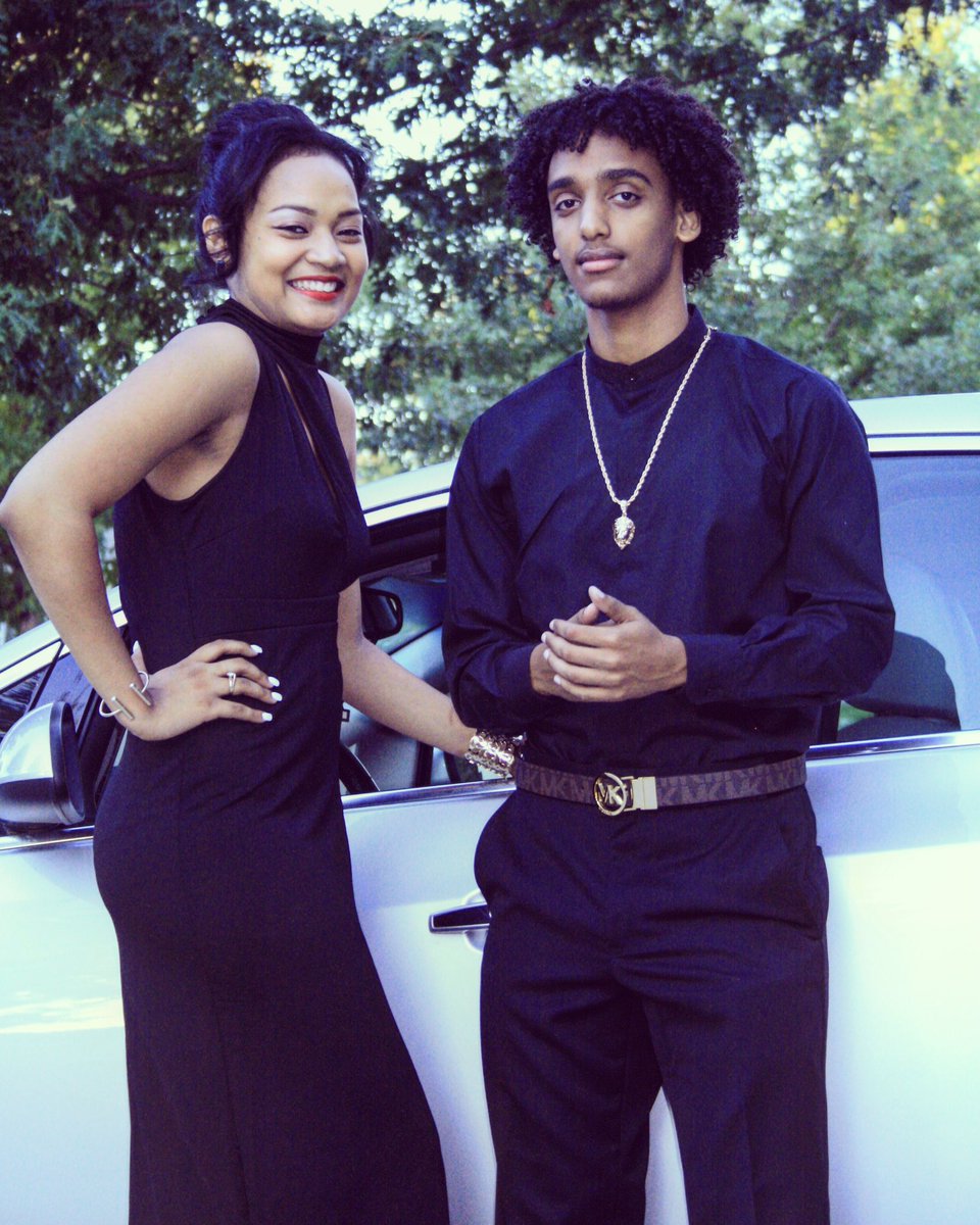 PhazzoThaGod's tweet photo. Killen tha game #hoco2k16 https://t.co/nEoRASyTYM