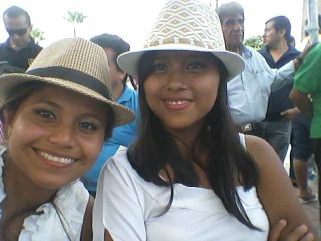 NadiaSteff's tweet photo. @GuayasCultura  guayacas que se respeta :) https://t.co/8ri1BKCKjG