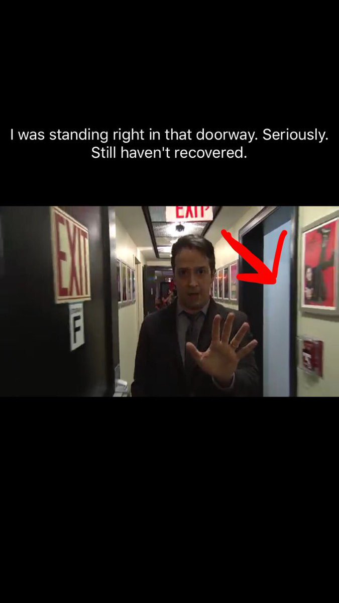 Hailee_Grace's tweet photo. Lucky enough to witness last night's show from backstage&amp; even guard a doorway during the monologue. Great show @Lin_Manuel #SNL #NBCUIntern https://t.co/Twqnz6ppCp