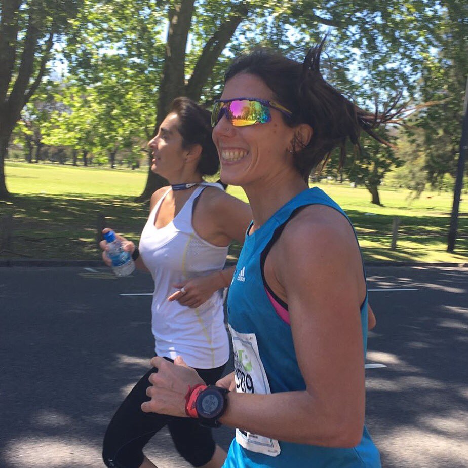 julicohen77's tweet photo. Si llegaste al km 41 y tu cara está así quiere decir que todo salió bien! #42kbsas #espírituAZ #sintiendola @jonaroso @AZTEAM_running https://t.co/gdsqqY8Pii