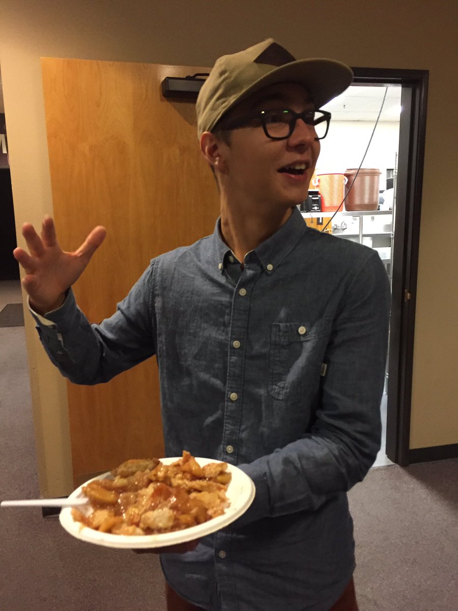 KyleLifeQuotes's tweet image. THIS IS NOT CHARITY PIE