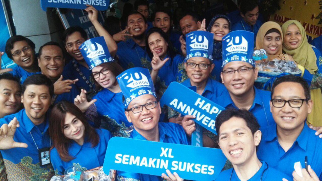 desysd's tweet photo. Selamat Ulang Tahun XL#XLuntukIndonesia#20TahunXL#EastRegionpublicvisit https://t.co/T9Ndgtf1Dj