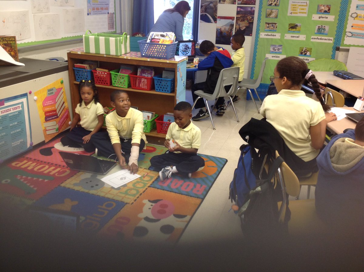 MrsDesm's tweet photo. 5th grade students sharing their famous Hispanic Power Point with their Kinder Buddies. @LewisBeeNews @RedClaySchools https://t.co/tBUcBE72tV