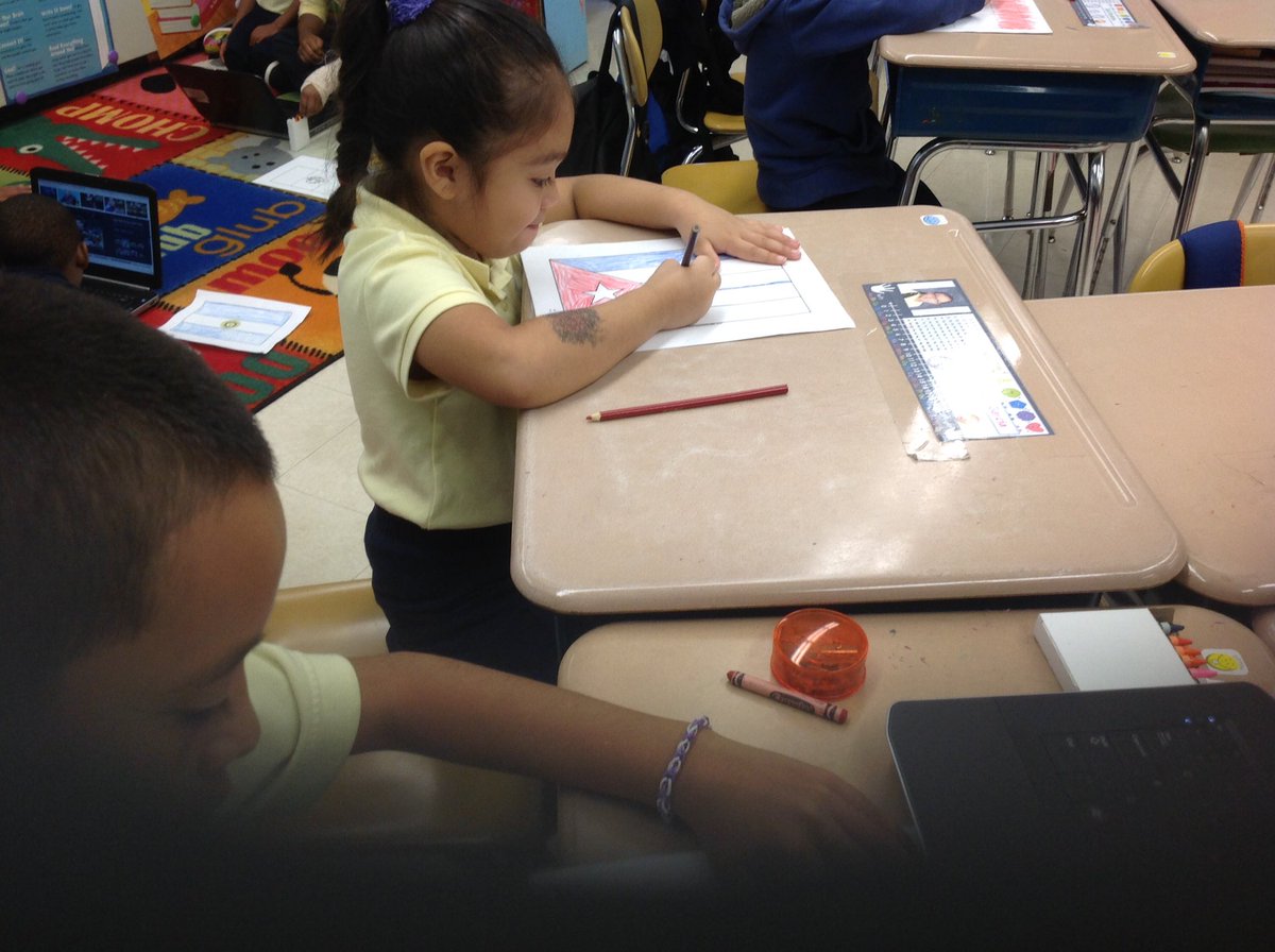MrsDesm's tweet photo. 5th grade students sharing their famous Hispanic Power Point with their Kinder Buddies. @LewisBeeNews @RedClaySchools https://t.co/tBUcBE72tV