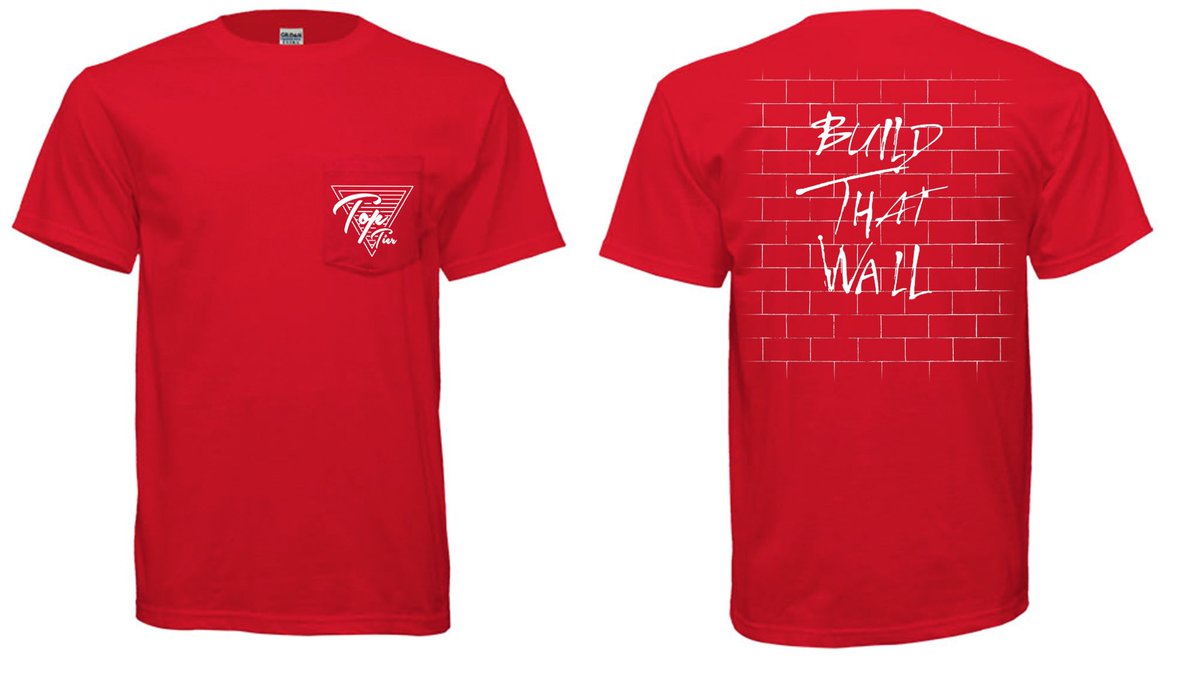 kingjeetx's tweet image. Trump destroyed Hillary!
Get your Build That Wall Pocket Tee! toptieru.net/products/build… #debate