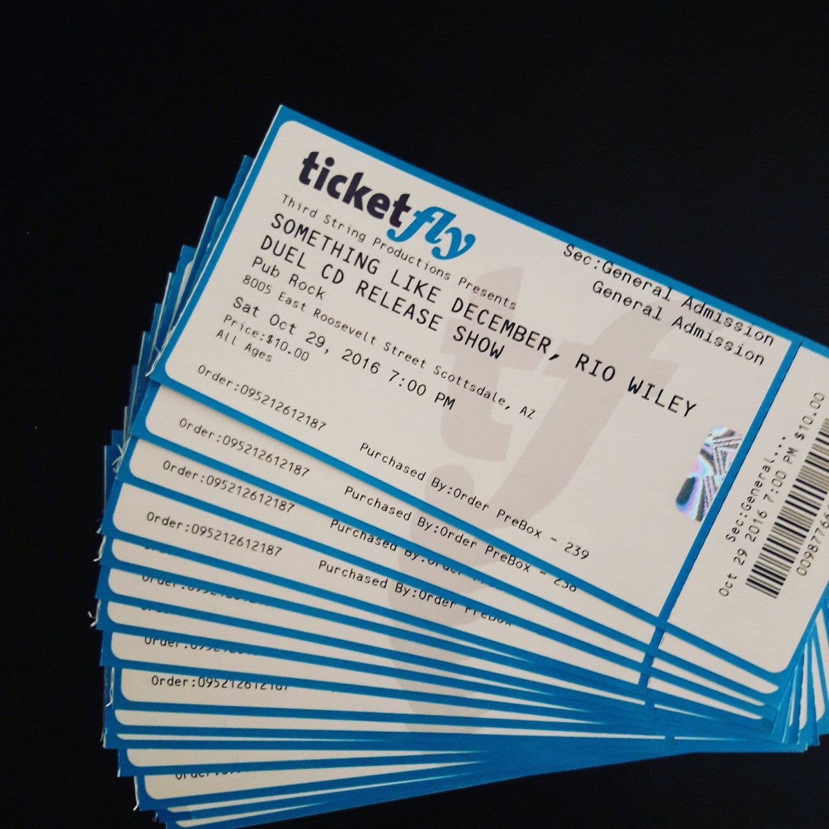 AMandTheRoyal's tweet photo. Tickets to our next show on Oct 29th are available through us🤘 https://t.co/DB4hcujzdW