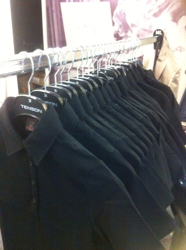 Geweldig #horecabedrijf van de mooiste poloshirts voorzien. #hem en #haar. Wij zijn trotse dealer van #Greiff. 👌