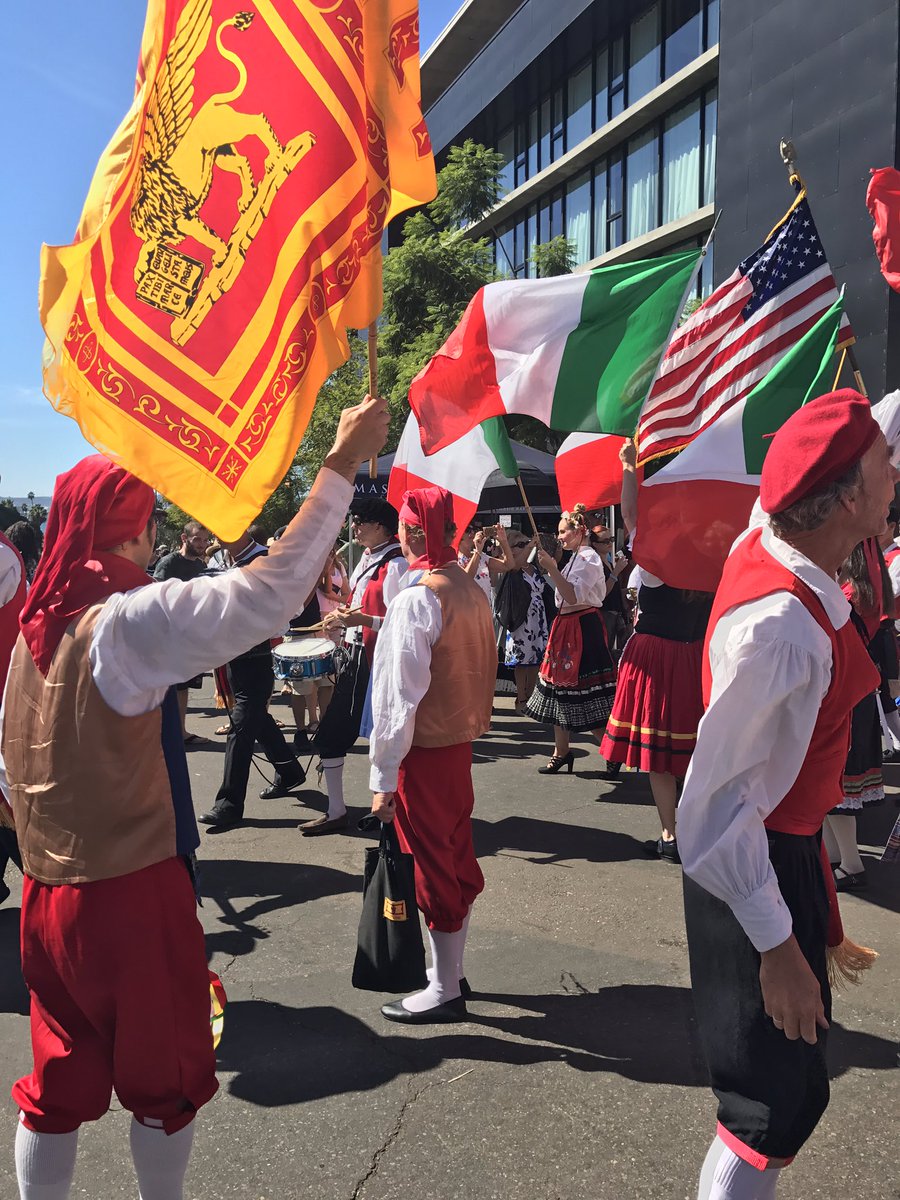 MayaMancuso's tweet photo. Buona FESTA!!! 🇮🇹🎉🇺🇸Best day of the year in @LittleItalySD- largest Italian cultural festival on the west coast! #FestaSD #ItalianAmerican https://t.co/rQZaMcTkuE
