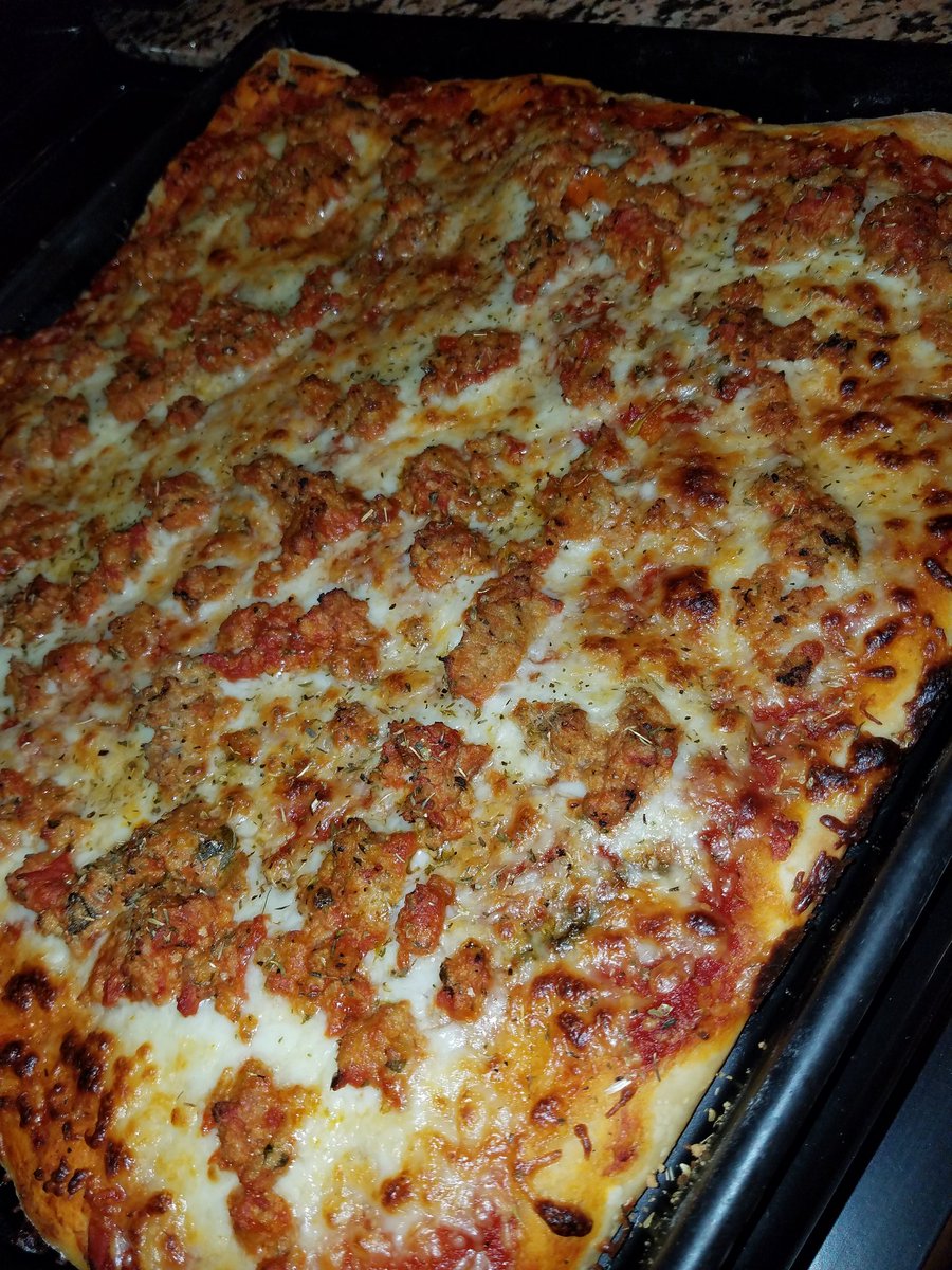 ChefArmetta's tweet image. Sicilian pizza with Nonna's meatballs #avenueone #hyattboston #chefarmetta