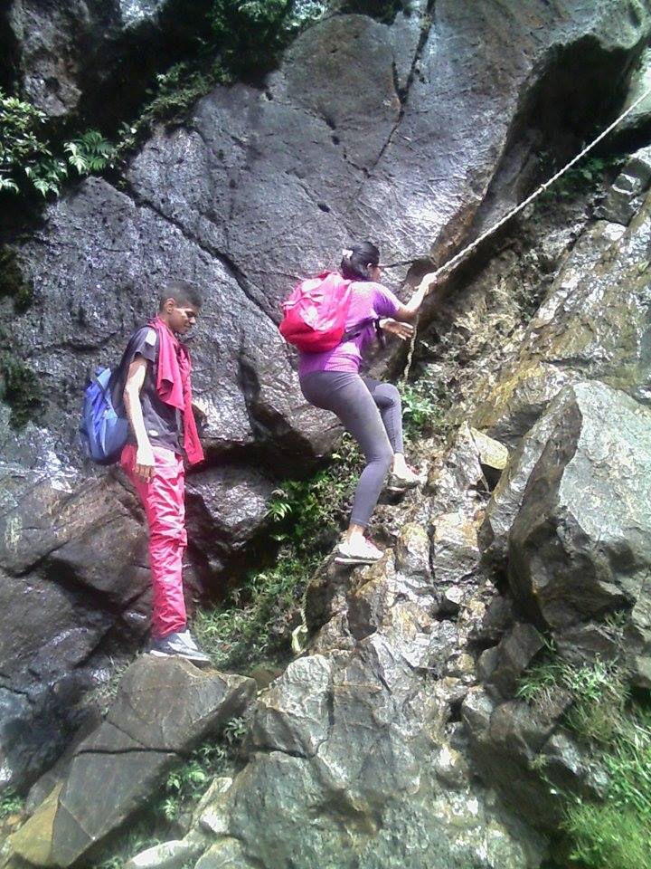 MoisesAS_Zu's tweet photo. Contemplando la naturaleza
Con mis hermanos!! https://t.co/vuSQLwwT82