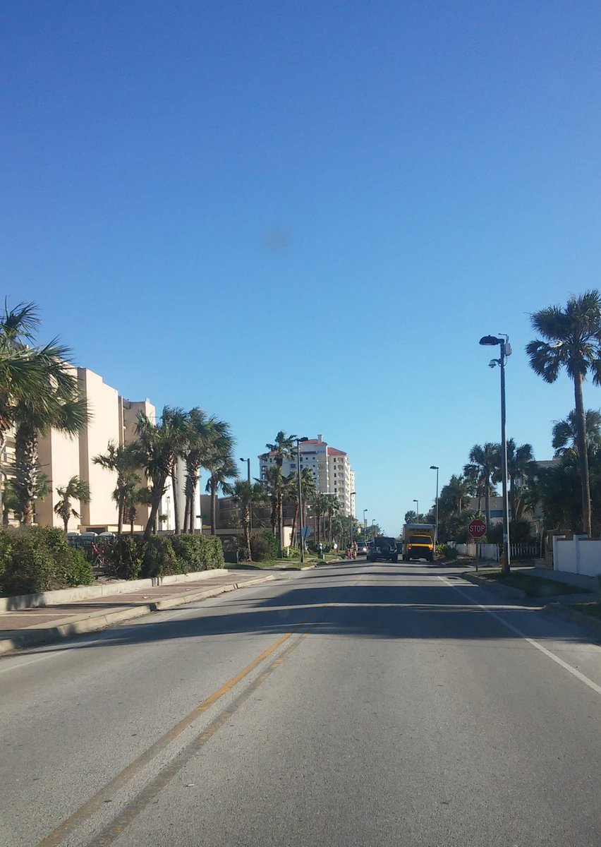 realtyreportjax's tweet photo. #jaxbeach #pontevedrabeach  #A1A  #recovery #HurricaneMatthew #Jacksonville https://t.co/yY6ZbVJdR6