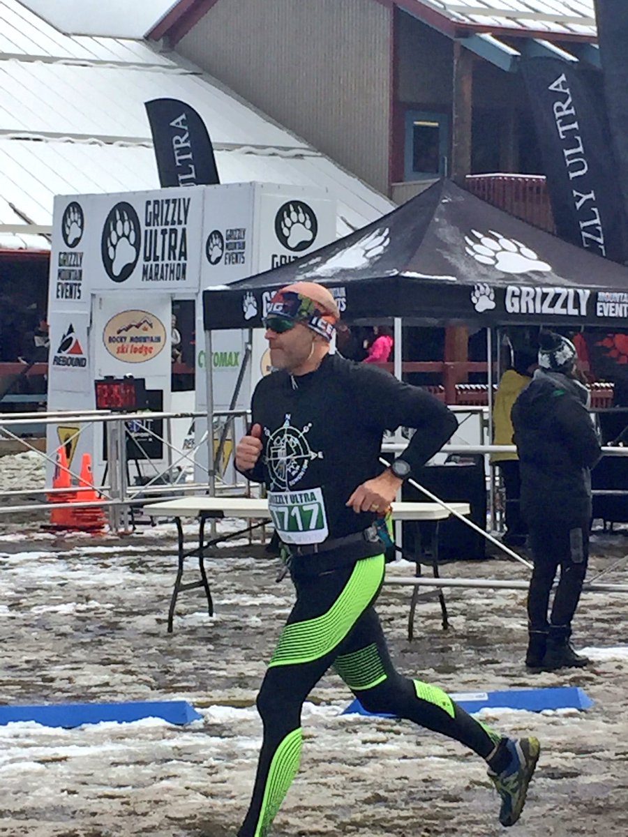 FerenceJen's tweet photo. Snowy, muddy, chilly & pretty much perfect!! Thanks @grizzlyultra for another great Thanksgiving weekend! #fifthyearrunning #grizzlyultra https://t.co/d6Ux6uP0m9
