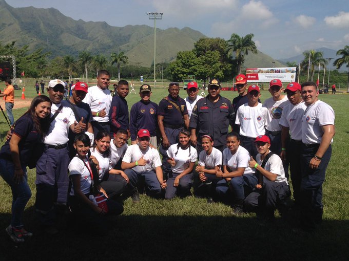 @giamfran: BomberosAragua,EquipoCampeón de laCompetencia DestrezasBomberiles,3ra edición,copa 50aniversario COLNABOM