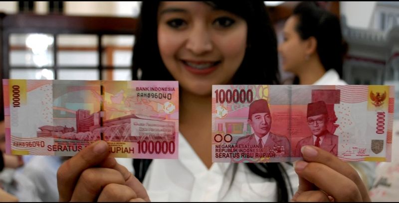 pratama_dito's tweet photo. "@okezonenews: Anda Single? Ini Kesempatan Kumpulkan Uang Sebanyak-banyaknya https://t.co/x7lY3QMjll https://t.co/uvWpumCmex" Jempol Nih !