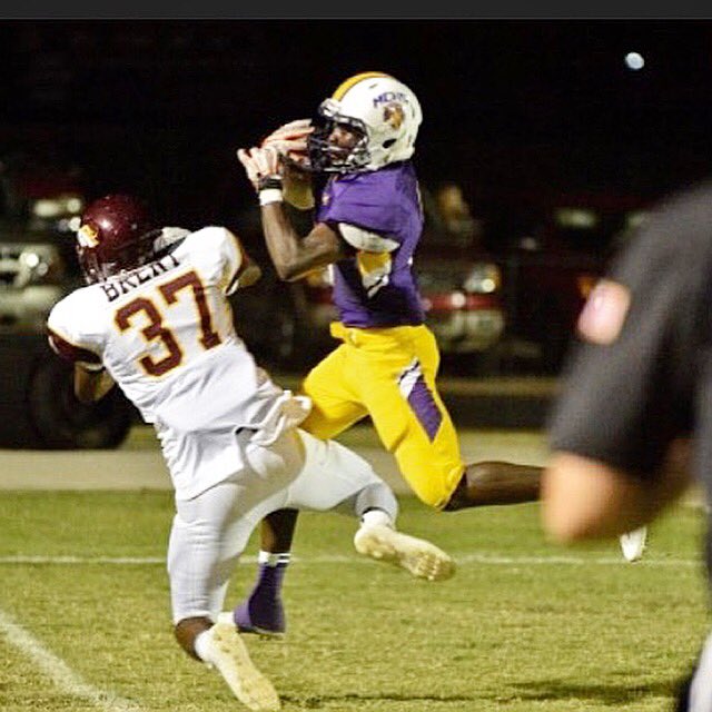 mackjuice99's tweet image. Nice dub Friday I love my bros 😈😈✊🏾🏈🏈 #2who? 🎯