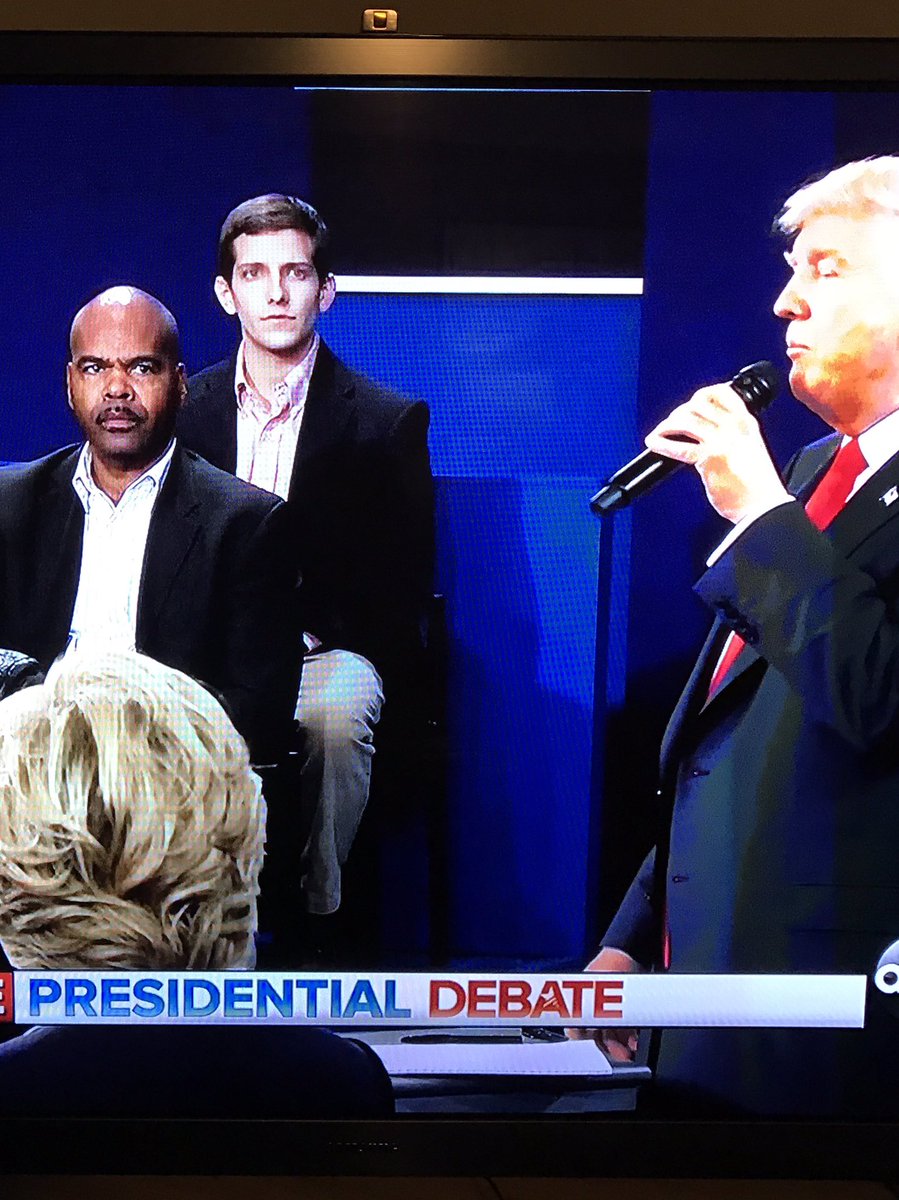 RavidDeeves's tweet photo. @JuliannePMoney was glad to see @davidalangrier participating in the town hall tonight #debates https://t.co/MjsWaxTqdf