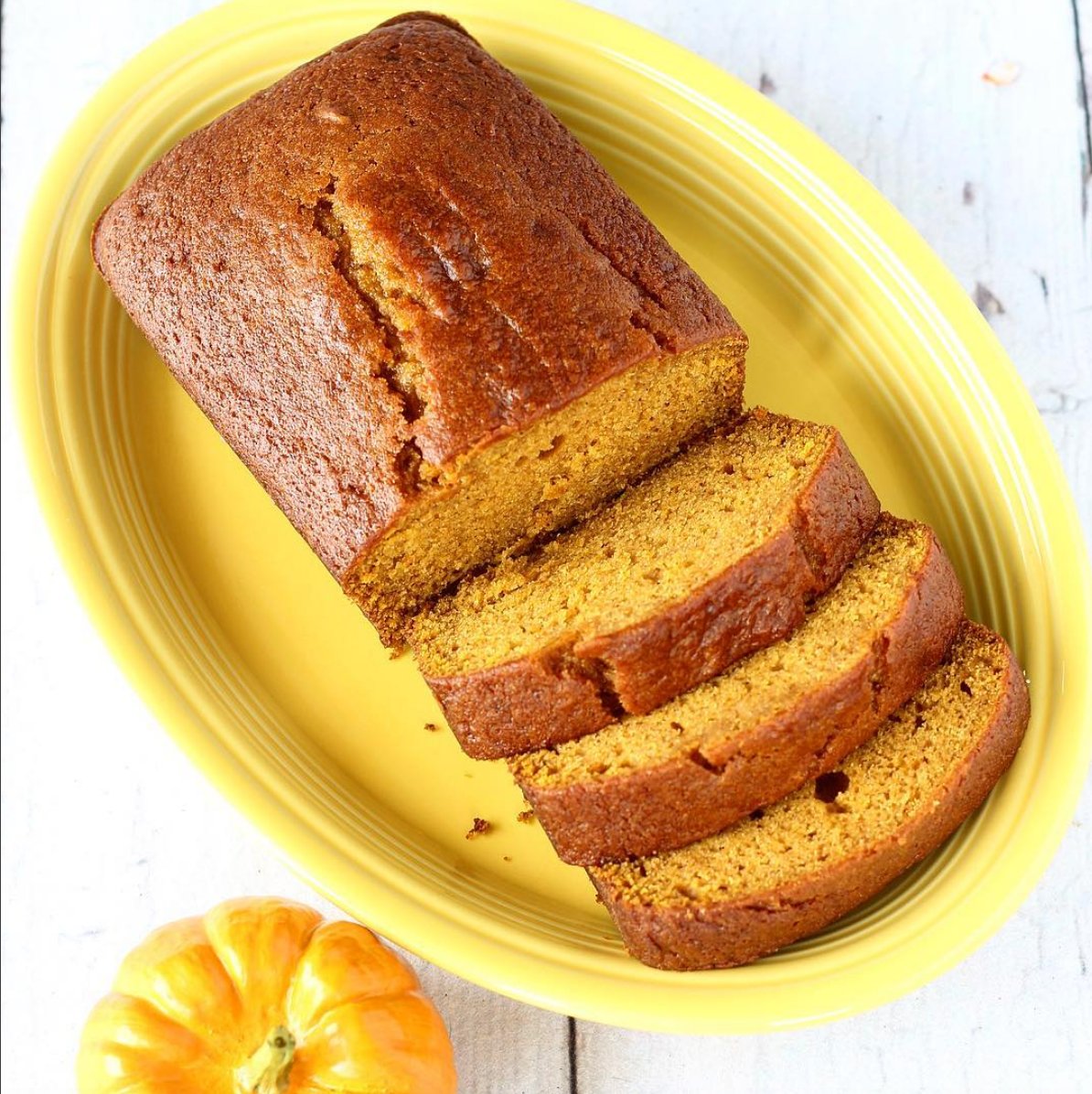 frugalgirls's tweet image. Take Pumpkin Spice 💛 to the next level with the World's Best Pumpkin Bread Recipe! #food --&amp;gt; bit.ly/2auWnLC