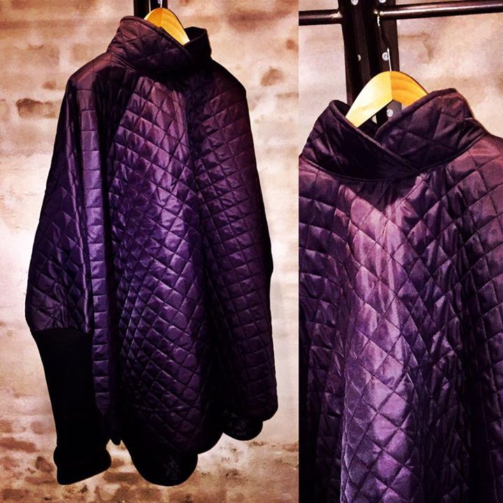 kendtdesign's tweet photo. Black cape 
 2500kr https://t.co/jODwuMAmaa