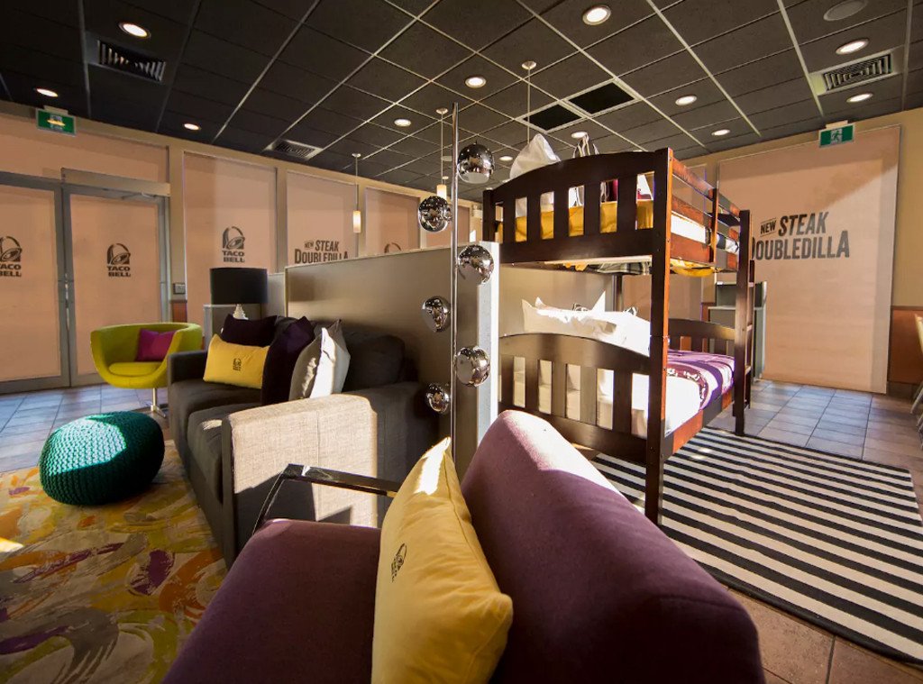 enews's tweet photo. Wanna do something fun? You wanna live inside of a Taco Bell? https://t.co/UEyRIwYw2Y https://t.co/3yB8rXrVko