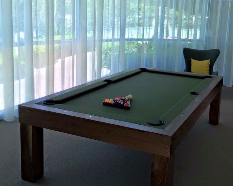 TurnberryLV's tweet photo. Rack 'em up!! Wrapping up another Funday Sunday in the social room @TurnberryLV https://t.co/Ur1hKSvCWt
