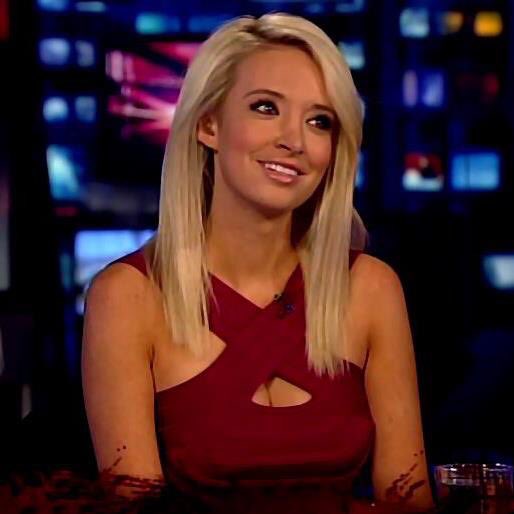PlaymateBunnies's tweet photo. @kayleighmcenany I stand with Trump and Kayleigh.  Look at that body! https://t.co/LQQ1sM1m8S