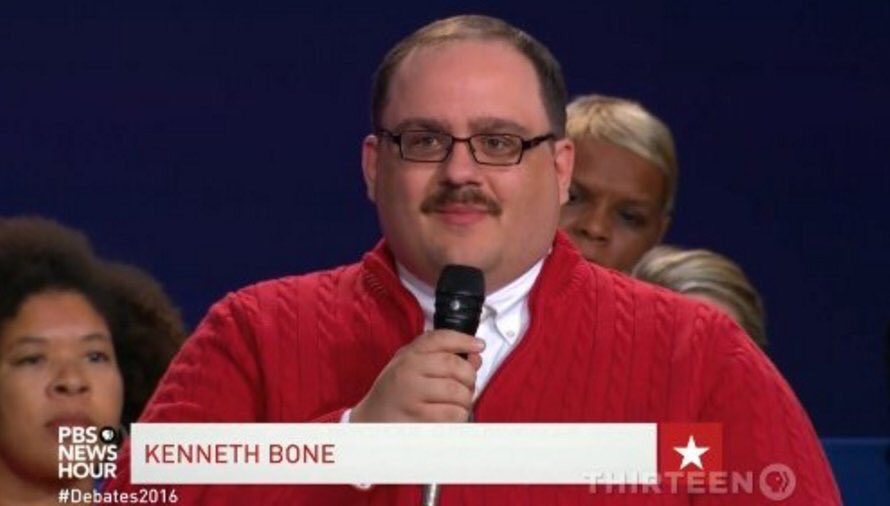 MasonJar38's tweet photo. 100% chance this guy says in his head after writing a citation on his mall security Segway, "You just got Boned." #kennethbone https://t.co/Uw9N7beJEy