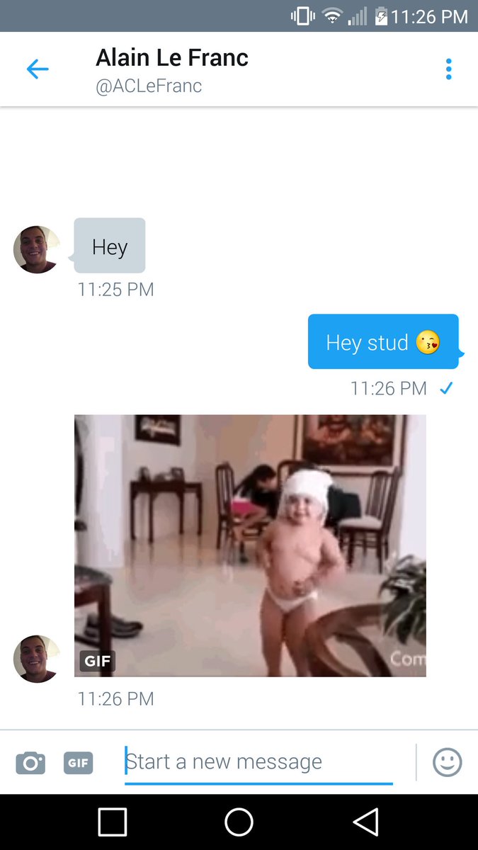 KaylanneNielsen's tweet photo. Slidin into the dm's like... https://t.co/iOWUmhY6RY