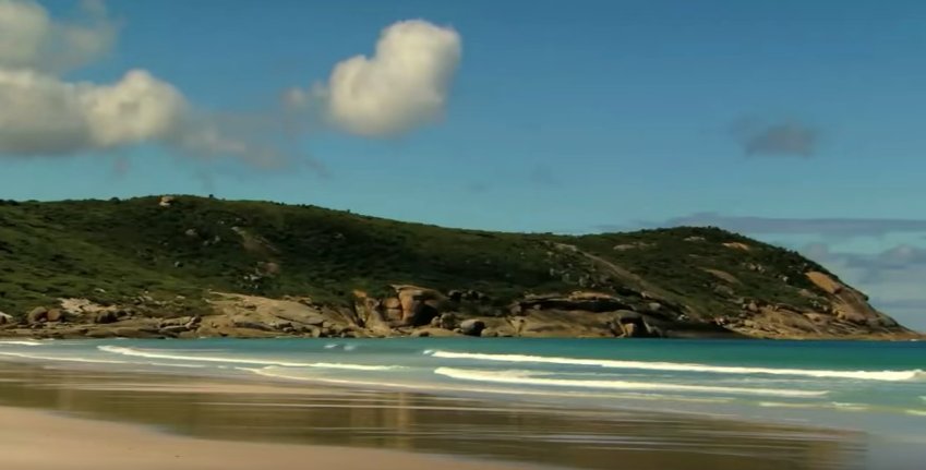 Love sandy beaches and beautiful scenery? <a href="/pwgfriends/">Places We Go</a> shows us the stunning Wilsons Promontory in Australia bit.ly/2dEXlsG