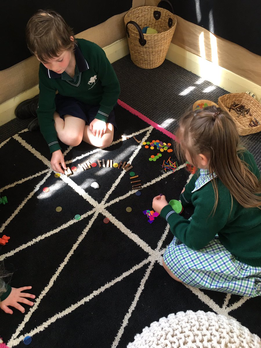 TGCPrepA's tweet photo. Exploring the clock today in Prep A https://t.co/mHEZukJSbW