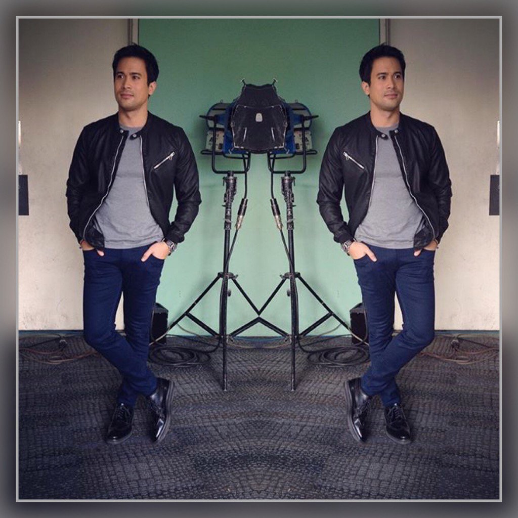 queenofmercy58's tweet photo. #dashinglyhandsome 😍
@samuelmilby 💙
#CelebrateLove
#TheThirdParty

📸@ryanveloria25 😊 https://t.co/qpN9P2WRPO