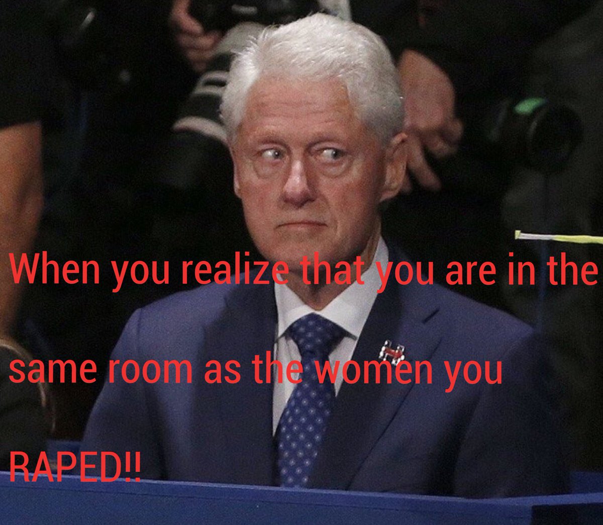 DeplorableSimms's tweet photo. #BillRAPES #HillaryHides #HillaryVsTrump #TrumpWins #debatenight #debate2016 #Debate #ImWithHer #ImNotWithHer https://t.co/Nzza0VkWyw