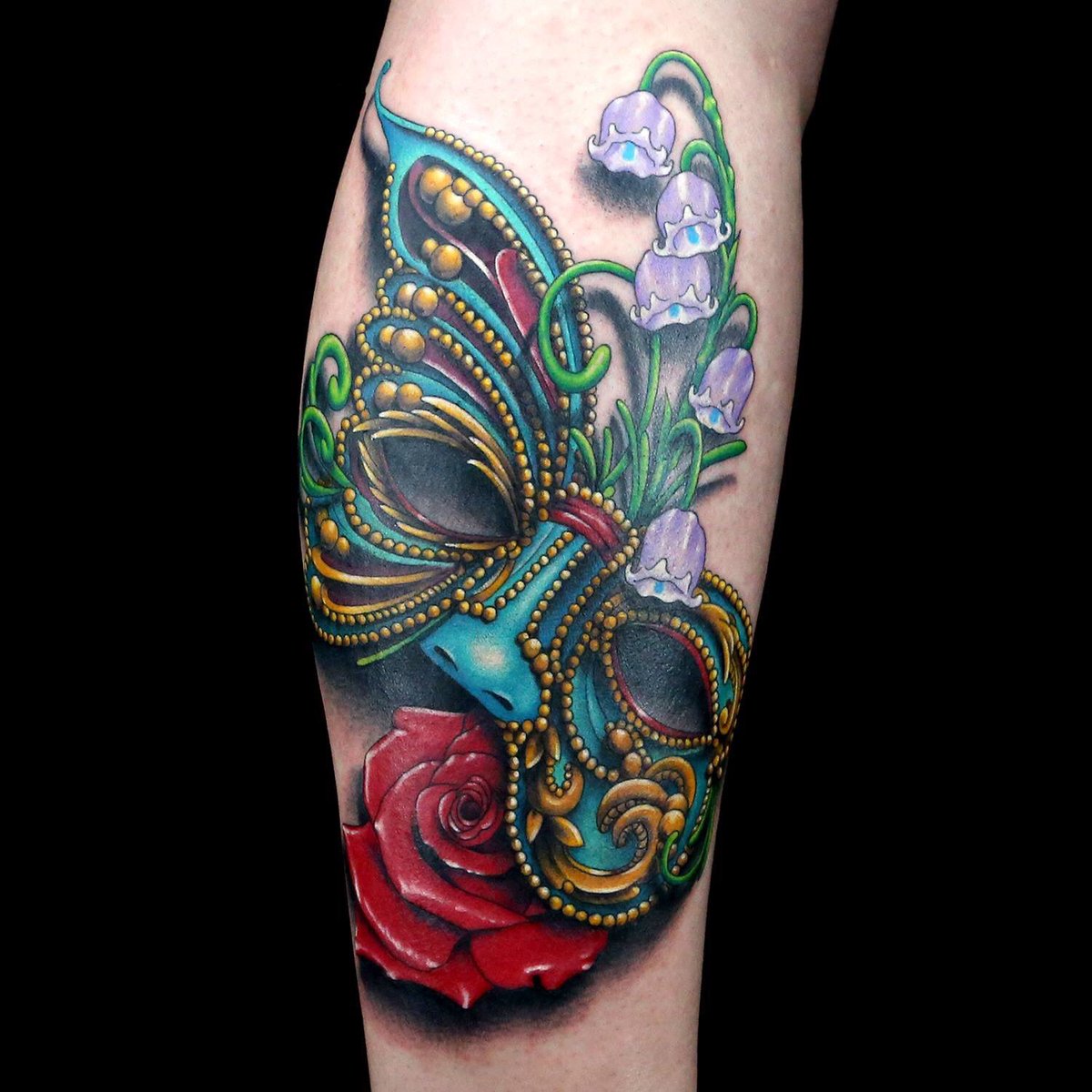DROCK_514's tweet photo. My 4 favourite tattoos I've seen @Cleen_Rock_One do on #inkmaster7: anatomical heart, Japanese dragon, new skool dinosaur, & Venetian mask https://t.co/P3e5dhXlCl