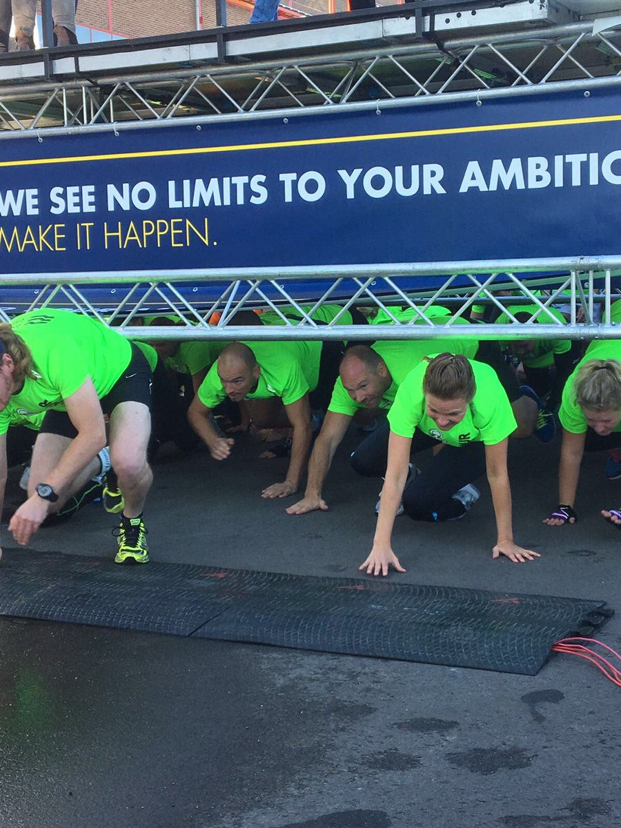 Pics! De eerste foto albums van de #harbourrun 2016 staan op onze Facebook pagina!