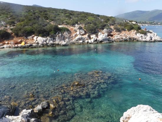 TheNextBeach's tweet photo. Cala Dragunara: La Sardegna da scoprire - Cala Dragunara: Sardinia to be discovered - https://t.co/8Hloc9VeZS https://t.co/2iRb7a89hk