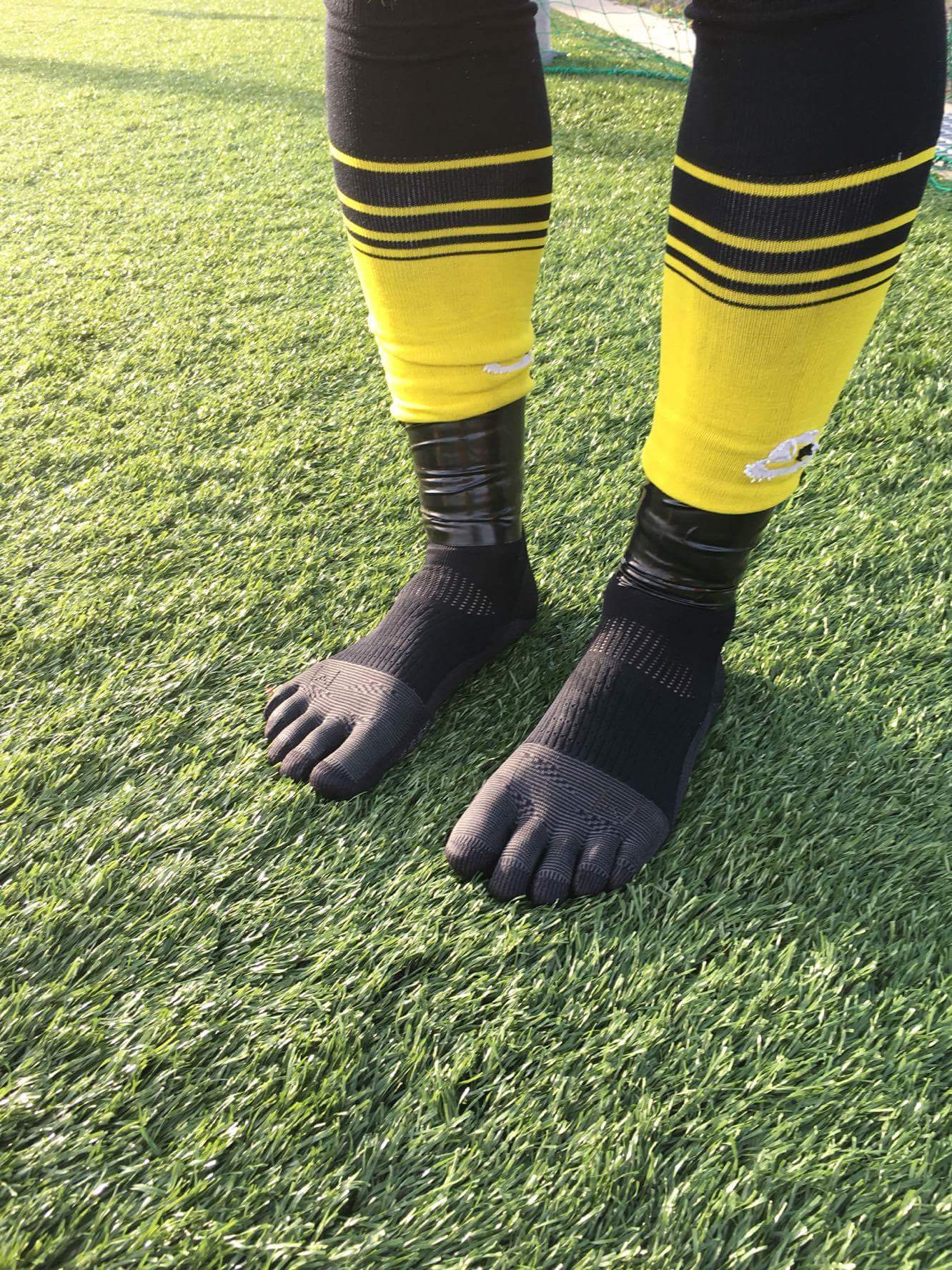 Union Shimizu Tabioのサッカーソックスは パフォーマンスアップだけが メリットじゃない つま先に穴が空いて 捨てようとしたソックスも 足首までしか必要のないtabioを履けば まだまだ履ける ひとつ アドバイス Tabioは靴下全体の色に合わせるの
