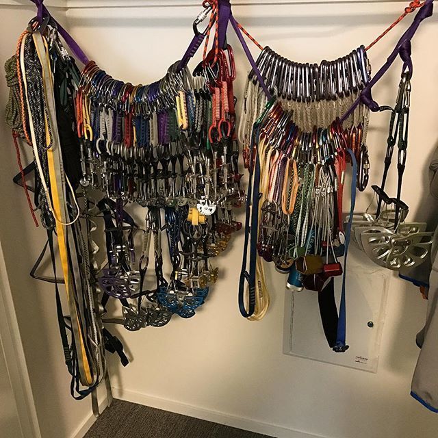 weighmyrack's tweet photo. @tannerorton 's trad rack. #climbing #rockclimbing #climbinggear #tradisrad #tradgear #tradrack #gearstoke #weighmy… https://t.co/bicvAnwcEg