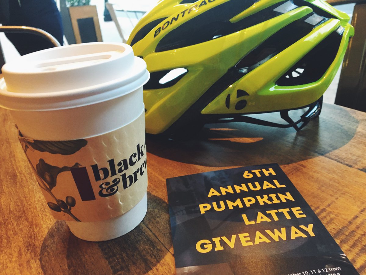 jimnfocus's tweet photo. awesome morning for a ride in...contributed and got my free pumpkin latte #bnblattegiveaway #liveunited #blacknbrew #pumpkinlatte https://t.co/tH7xfE6qhq