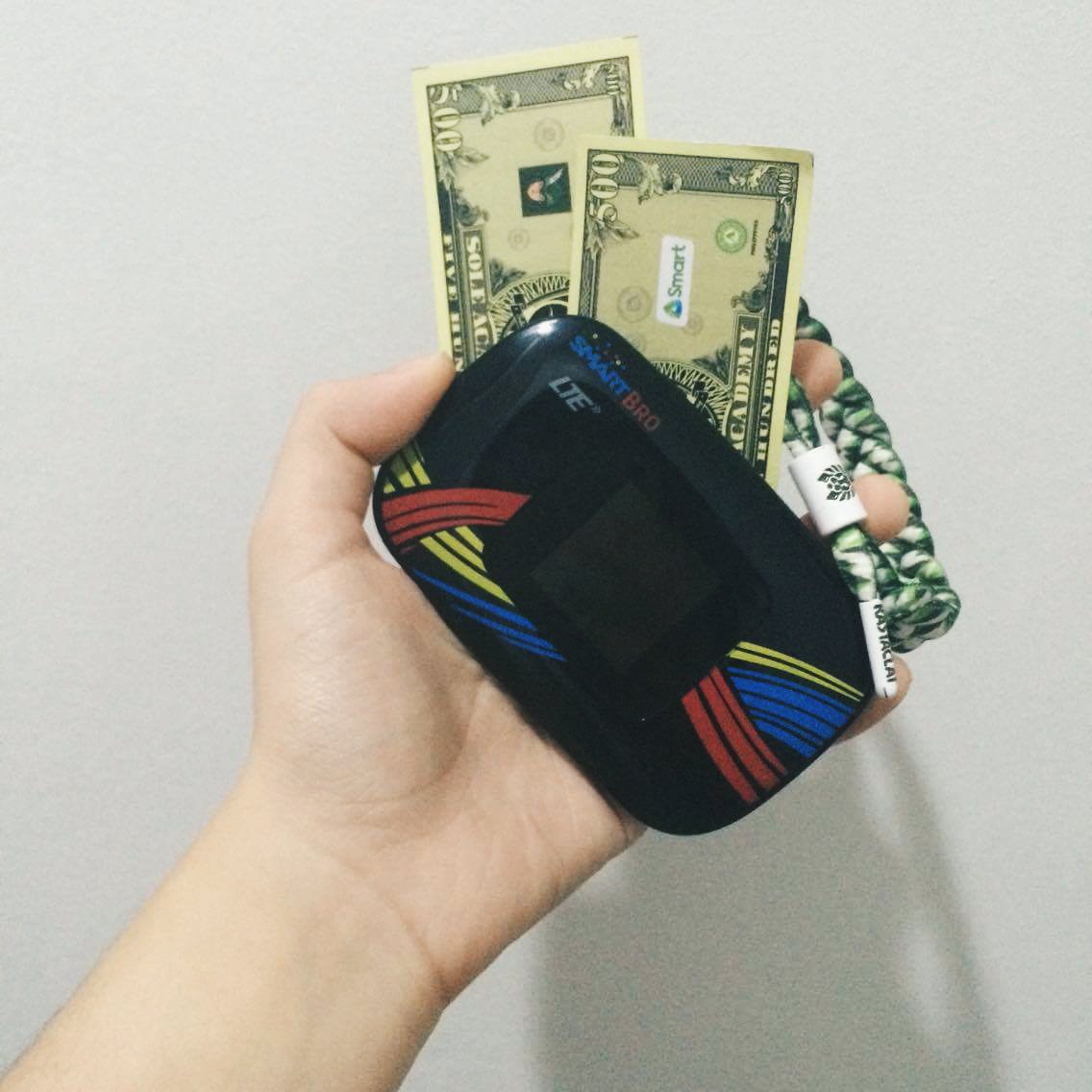 DLSU_LAMB's tweet photo. No matter what the school year brings, Lasallians are ready to #OwnIt with SMART!
#LPEP2K16 #AllGearedUp https://t.co/CQCOBJTrPZ