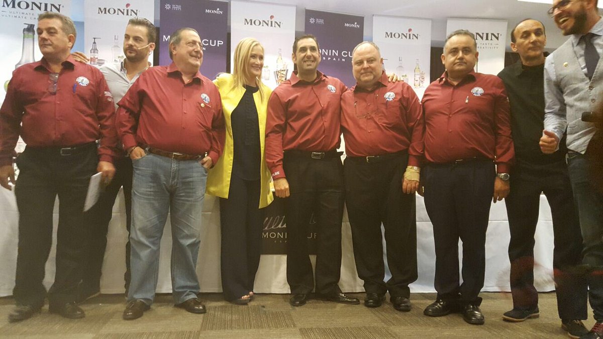 OrgazPresidente's tweet photo. #FABE2016 nos acaba de visitar la presidenta de la comunidad de madrid ; cristina cifuentes https://t.co/NSO8Akegbk
