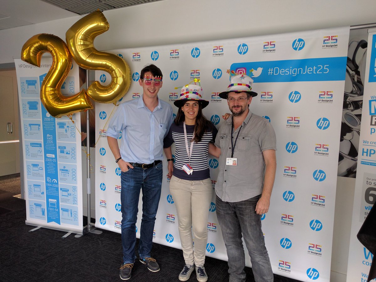 issanaa_'s tweet photo. #Designjet25 https://t.co/wdCcHQxN5U