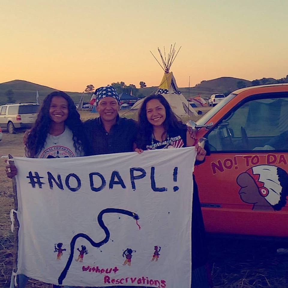 SiihasinHope's tweet photo. Happy Indigenous Peoples Day! #StandWithStandingRock #NoDAPL #AbolishTheRacistUNMSeal #DoodaFracking #FreePeltier #TheRedNation #UNMKiVAClub https://t.co/WMgB39sJ9e