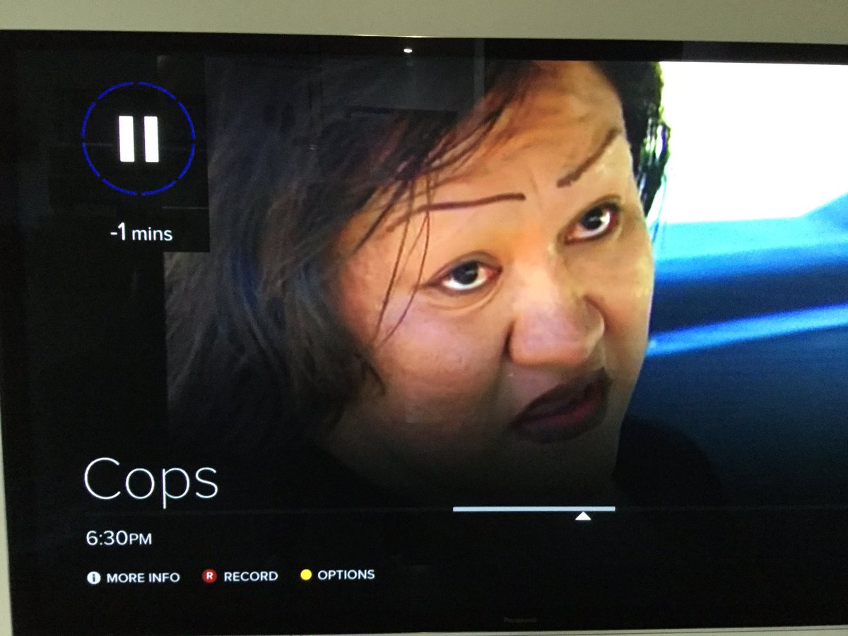 DustyPee's tweet image. #cops just saw what I thought was @PureBredGay #excusethebeauty #nicebrows 😂