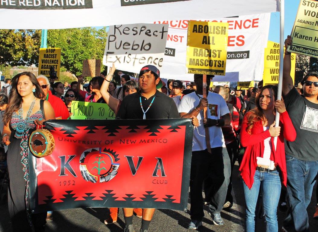 SiihasinHope's tweet photo. Happy Indigenous Peoples Day! #StandWithStandingRock #NoDAPL #AbolishTheRacistUNMSeal #DoodaFracking #FreePeltier #TheRedNation #UNMKiVAClub https://t.co/WMgB39sJ9e